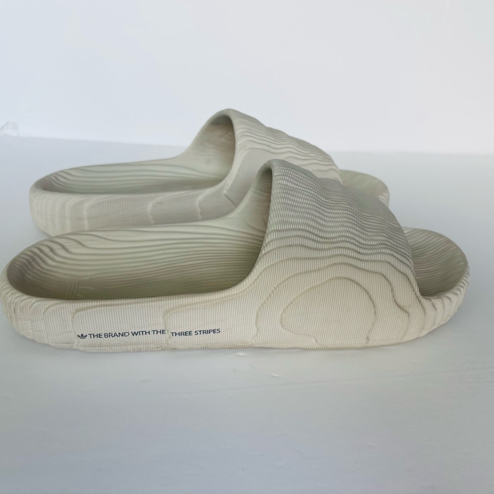 Adidas Originals Adilette 22 Off-White Textured Slides